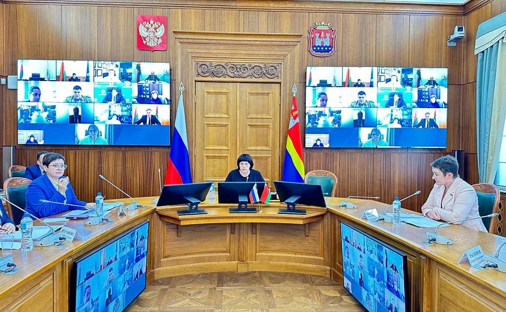 Елена Афанасьева провела заседание Комиссии Парламентского Собрания Союза Беларуси и России по труду, социальной политике и здравоохранению