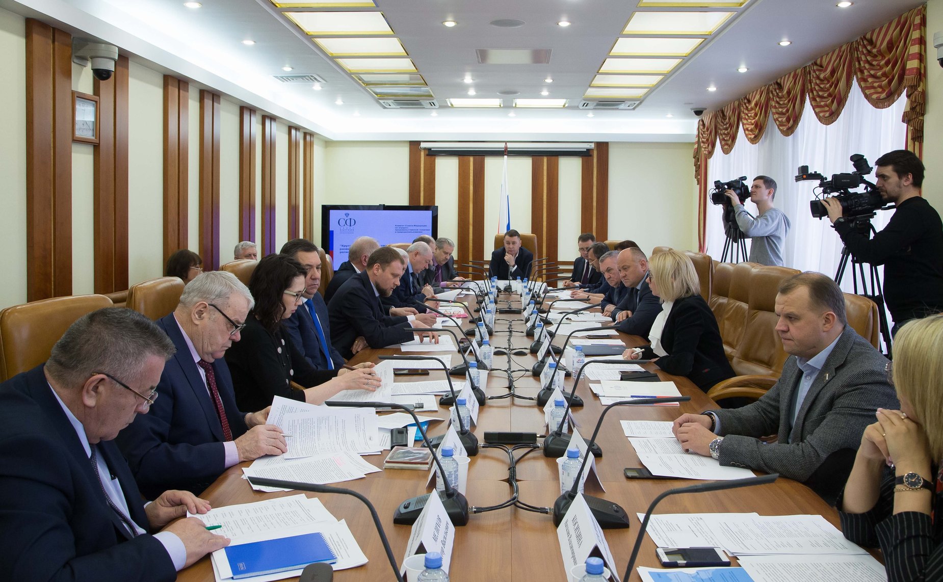 «Круглый стол» Комитета СФ по аграрно-продовольственной политике и природопользованию