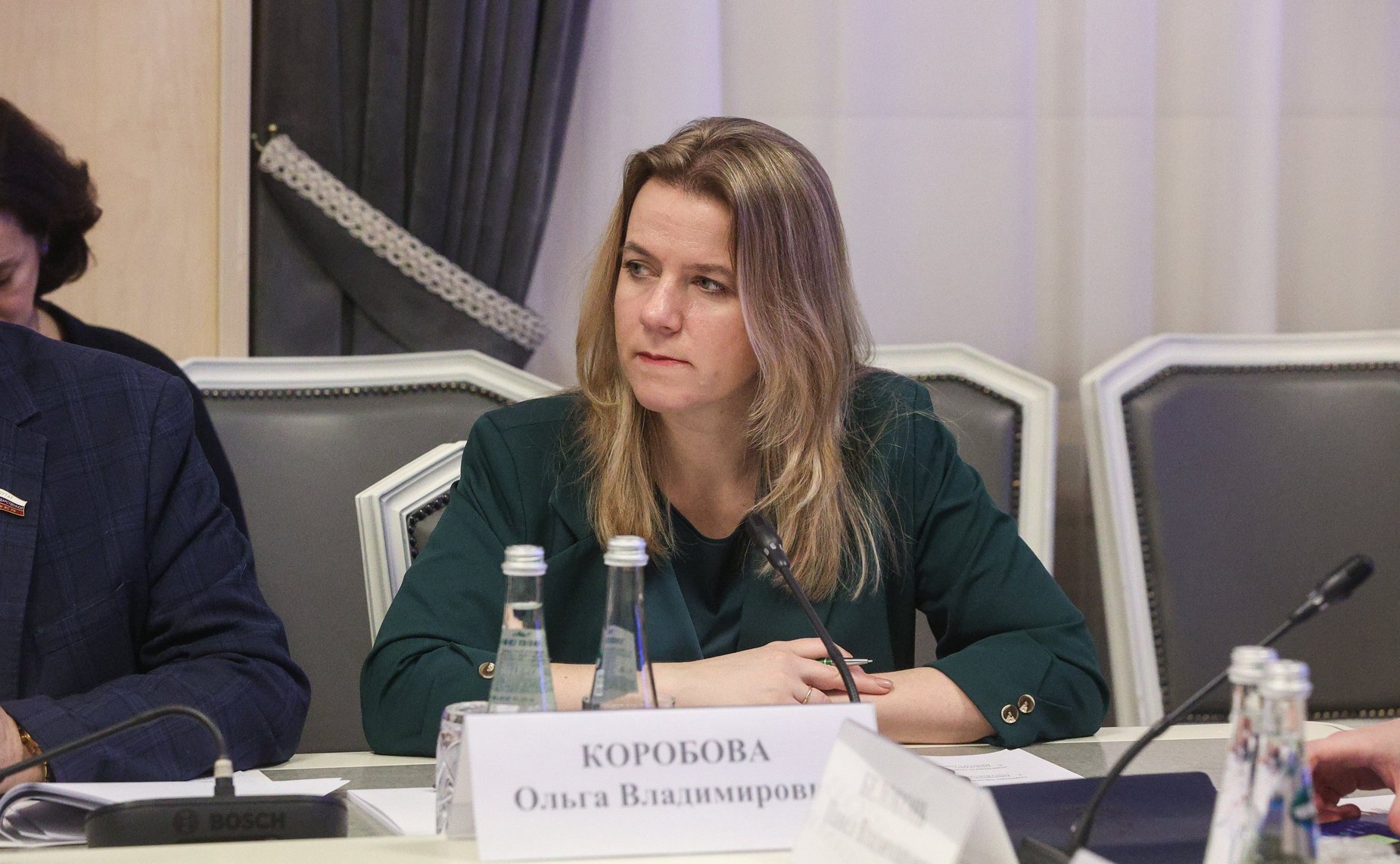 Заседание Парламентской комиссии по расследованию преступных действий в отношении несовершеннолетних со стороны киевского режима