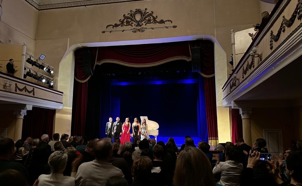 Александр Никитин организовал концерт для участников специальной военной операции и членов их семей в Мичуринске Тамбовской области