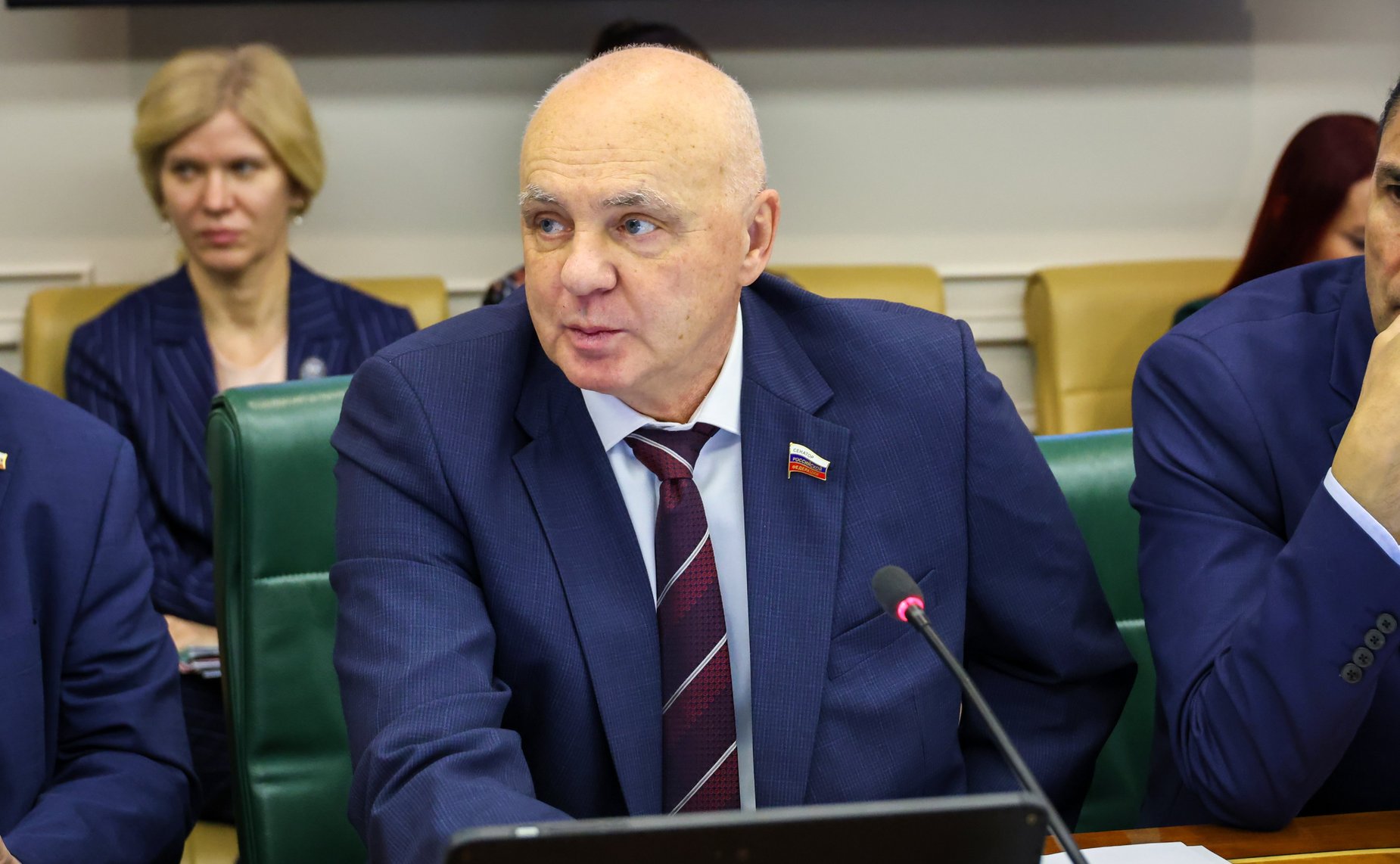 Андрей Шохин