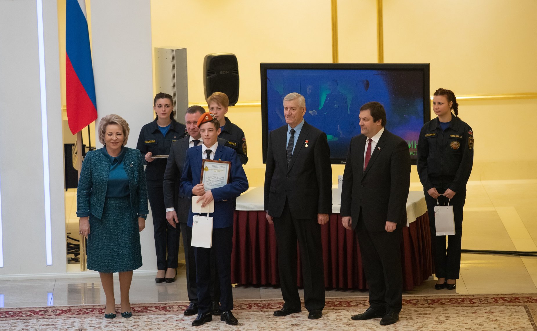 Награждение детей и подростков, проявивших мужество в экстремальных ситуациях и спасших человеческие жизни