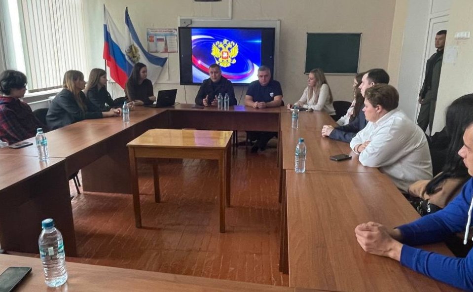 Игорь Кастюкевич провел серию встреч с педагогическим сообществом и школьниками