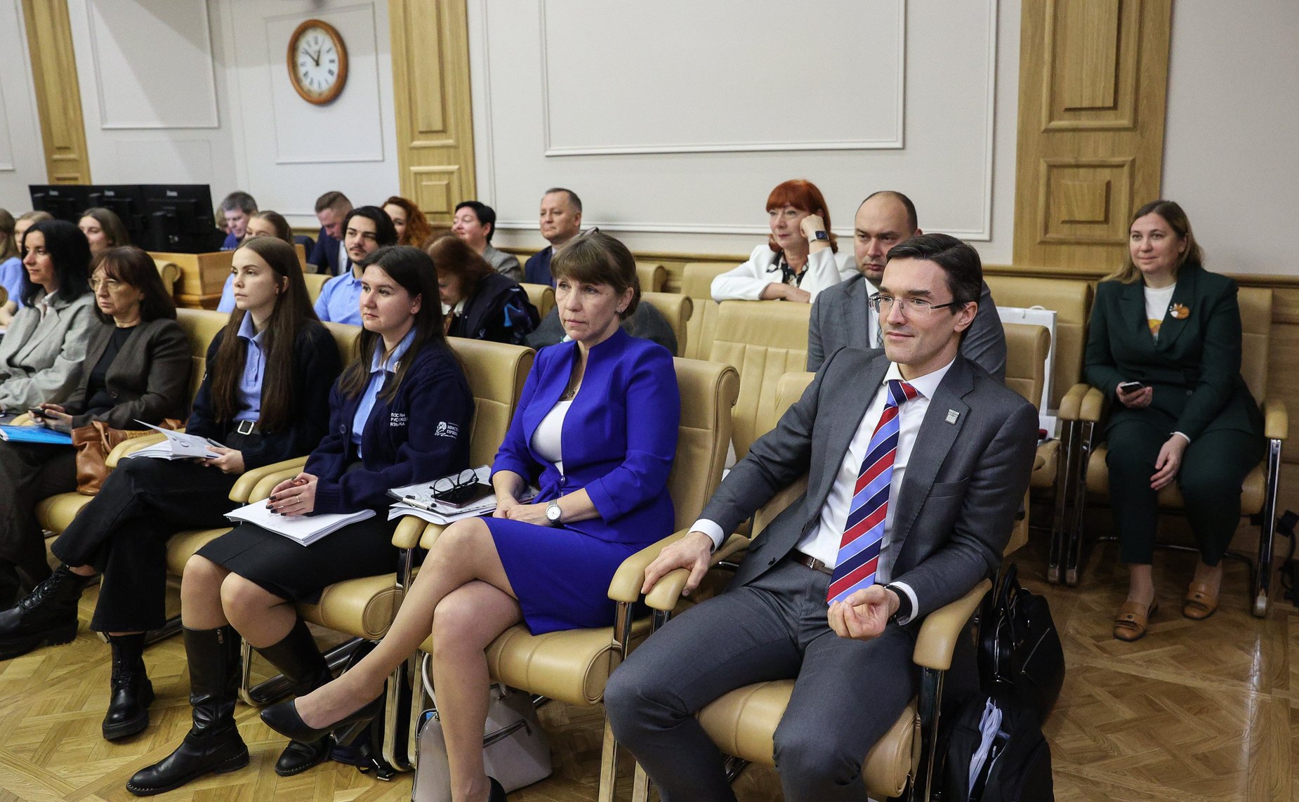Парламентские слушания на тему «Государственная политика в сфере сохранения, защиты и развития русского языка: состояние, проблемы и пути решения»