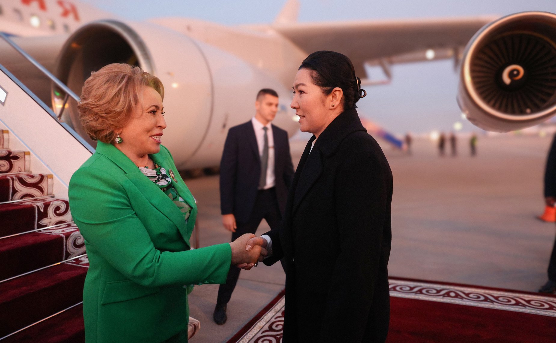 Делегация Совета Федерации во главе с Валентиной Матвиенко принимает участие в мероприятиях осенней сессии МПА СНГ в Бишкеке