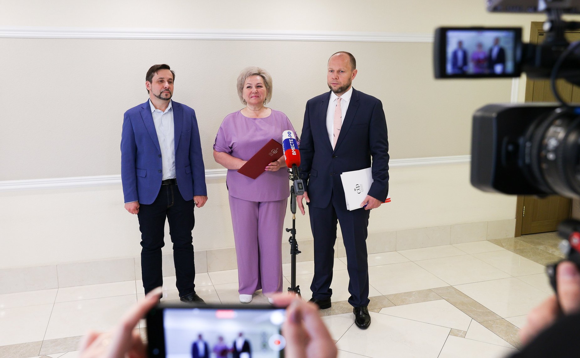 Презентация выставки работ наставников победителей Всероссийского художественного конкурса «Жизнь деленная на граммы»