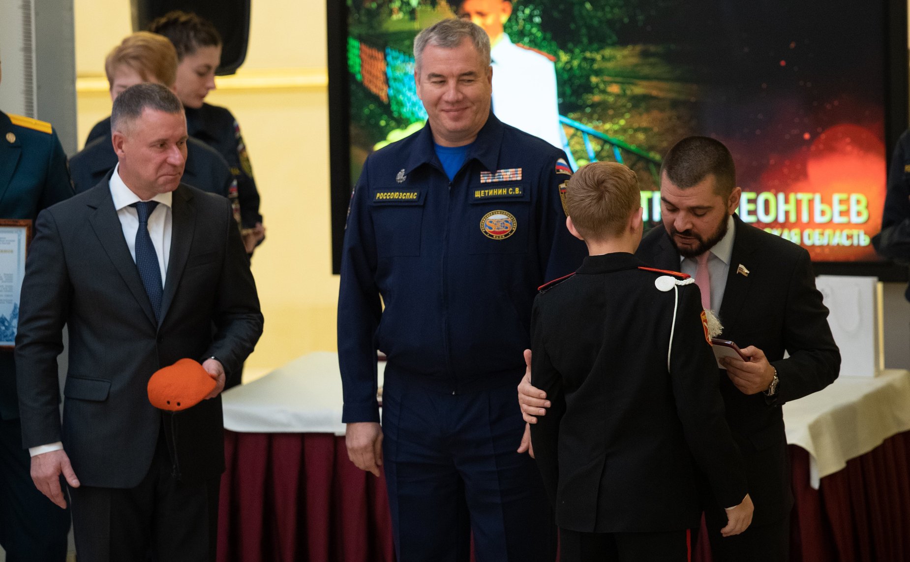 Награждение детей и подростков, проявивших мужество в экстремальных ситуациях и спасших человеческие жизни