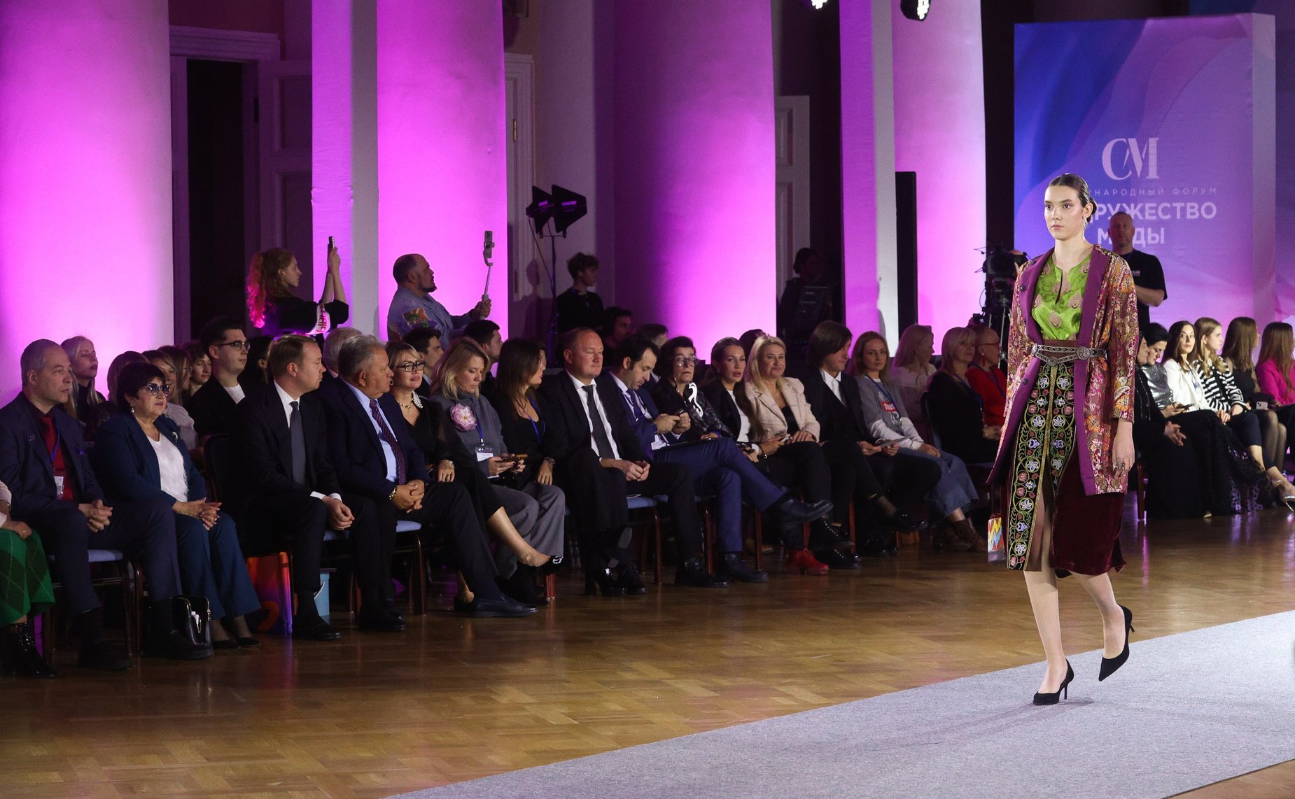 Валентина Матвиенко посетила показ коллекций дизайнеров из стран СНГ. III международный форум «Содружество моды»