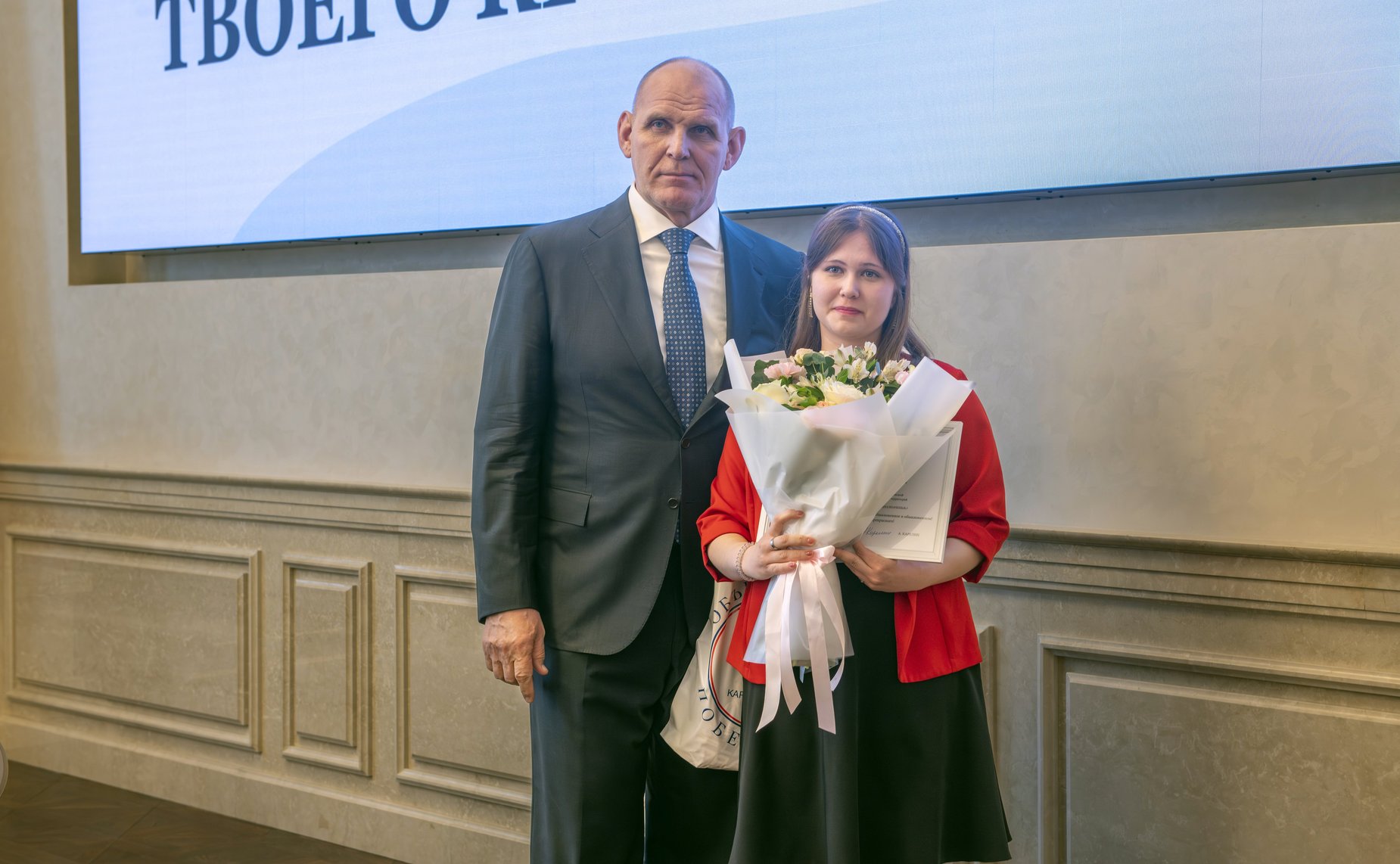 Александр Карелин принял участие в мероприятиях творческой школы-конкурса «Портрет твоего края» в Новосибирской области