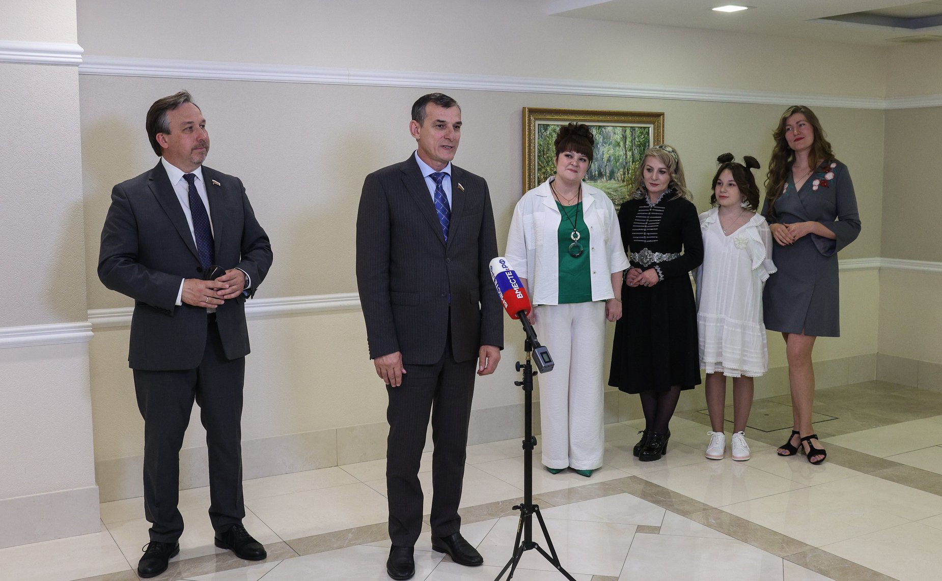 Открытие выставки картин «Культура народов России»