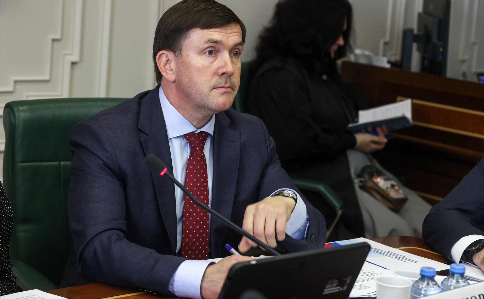 Расширенное заседание Комитета СФ по экономической политике «О формировании опорной грузовой и пассажирской транспортной инфраструктуры Свердловской области»