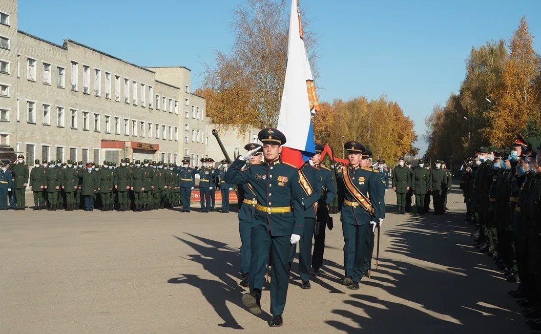 Торжественное мероприятие, посвященное юбилею Гвардейского Симферопольского Артиллерийскогоу четырежды орденоносного полка