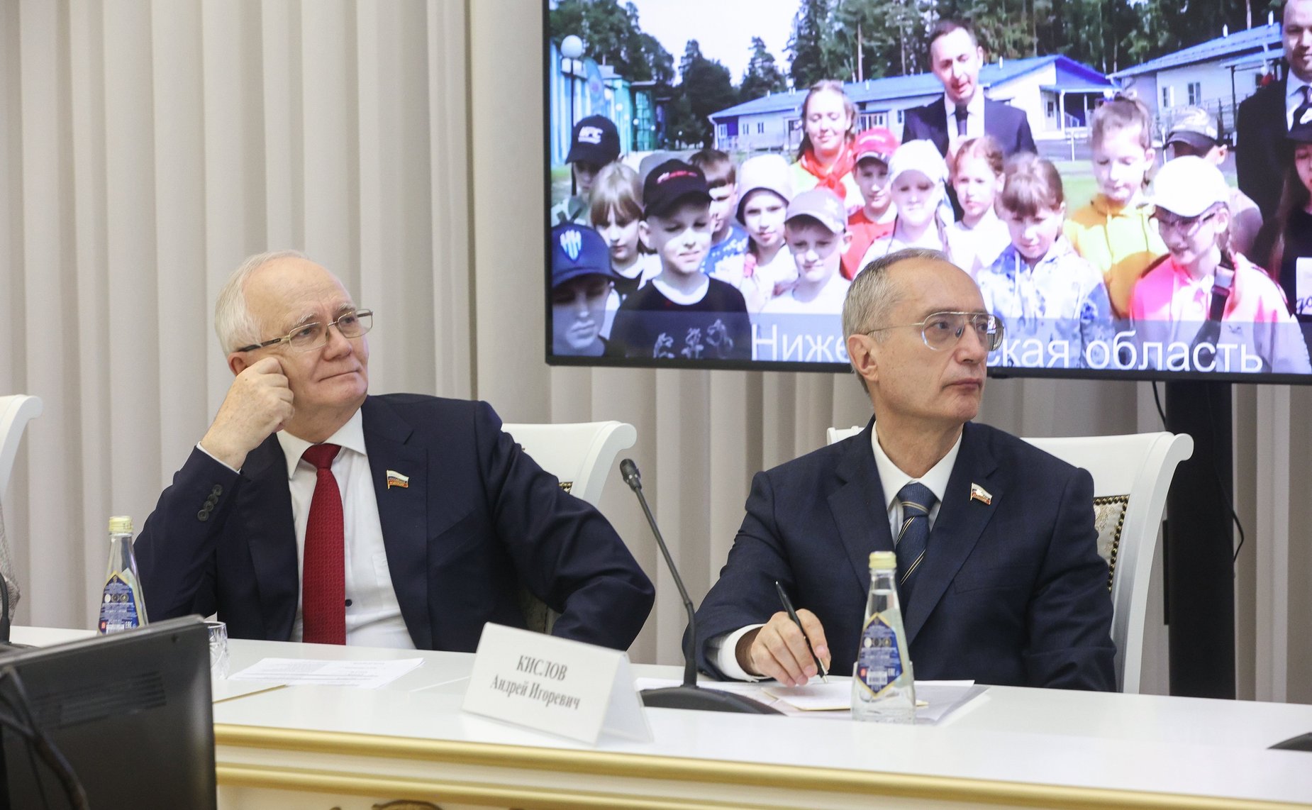 Председатель СФ Валентина Матвиенко провела в Самаре совещание по организации детской летней оздоровительной кампании 2023 года