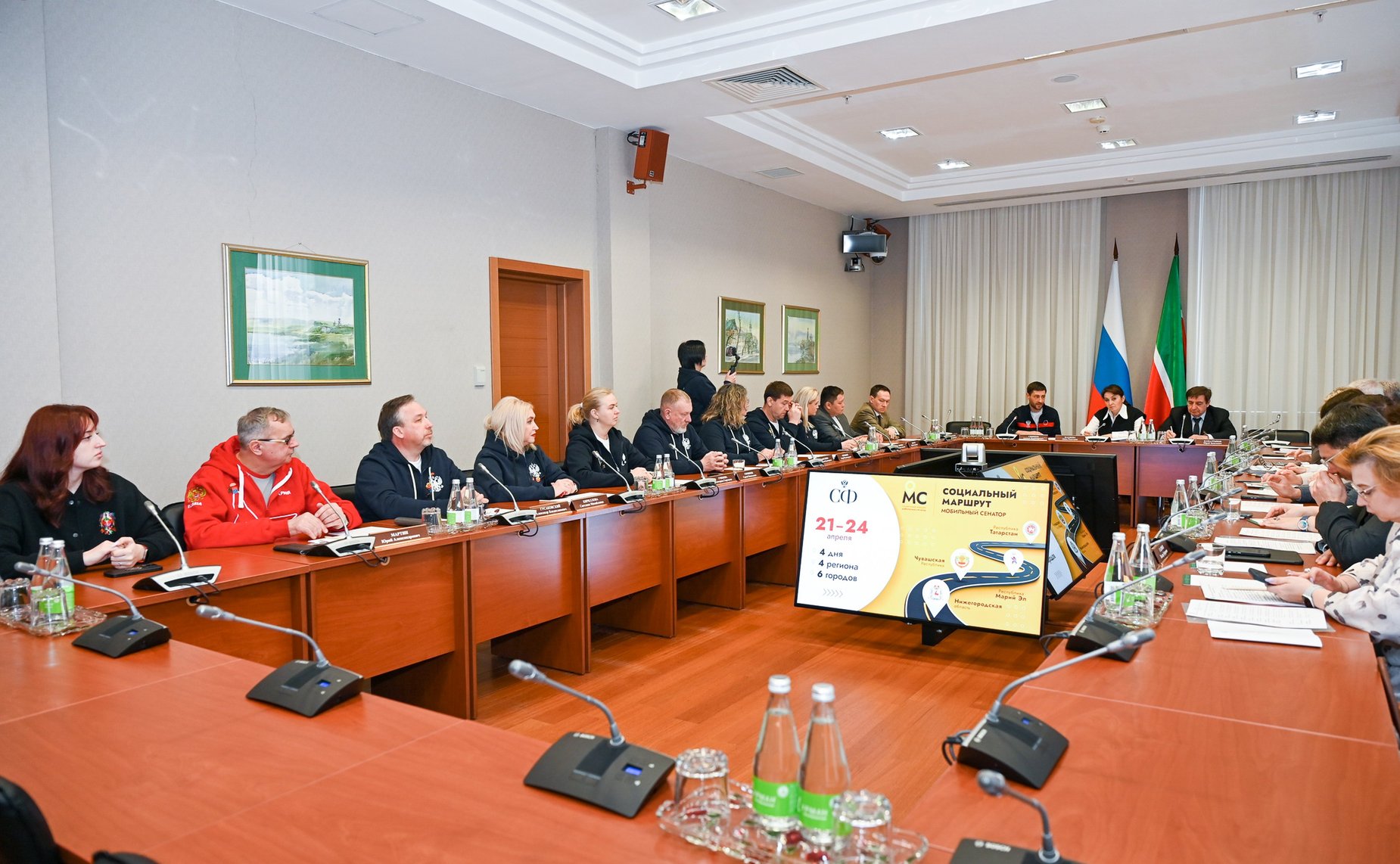 Сенаторы приняли участие в обсуждении актуальных вопросов в Государственном Совете Республики Татарстан