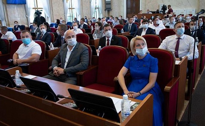 Владимир Бекетов принял участие в общем собрании Совета молодых депутатов региона