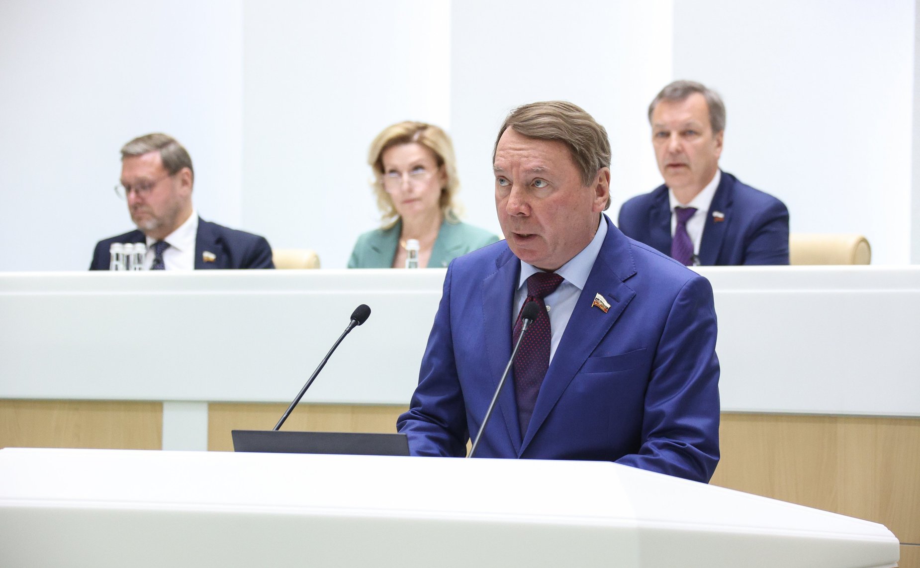 Владимир Кожин