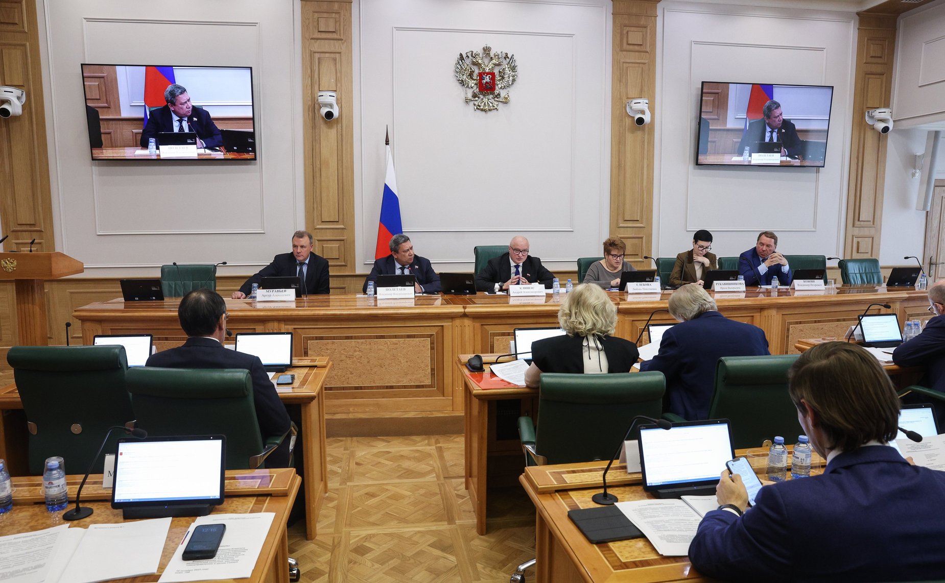 Заседание Комитета СФ по конституционному законодательству и государственному строительству