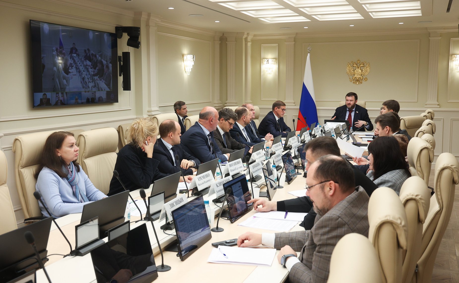 Совещание Комитета СФ по экономической политике «Обеспечение экономического и промышленного развития воссоединенных субъектов РФ с помощью кредитно-финансовых инструментов: задачи, проблемы, перспективы»