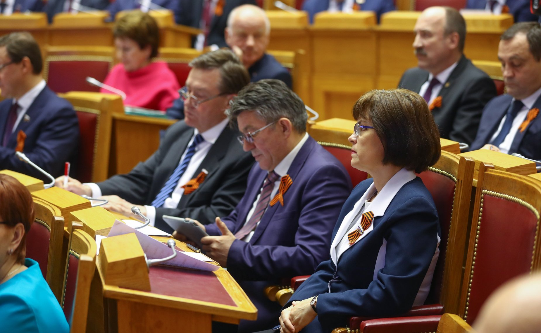 Е. Попова и В. Озеров