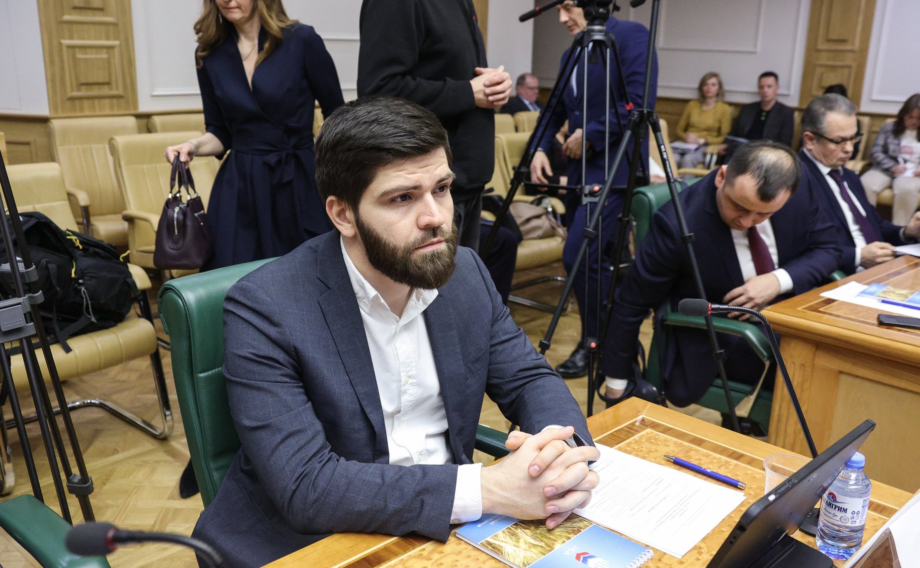 Совещание Комитета СФ по аграрно-продовольственной политике и природопользованию «Об итогах работы по развитию агрострахования с государственной поддержкой в 2023 году и дальнейших планах по развитию системы»