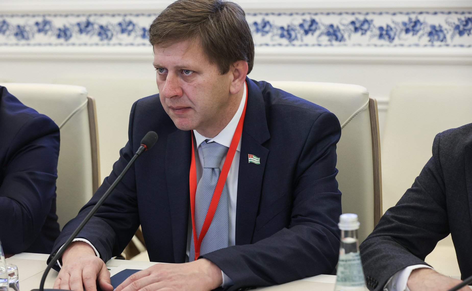 Председатель Комитета СФ по обороне и безопасности Владимир Булавин провёл рабочую встречу с делегацией Парламента Абхазии