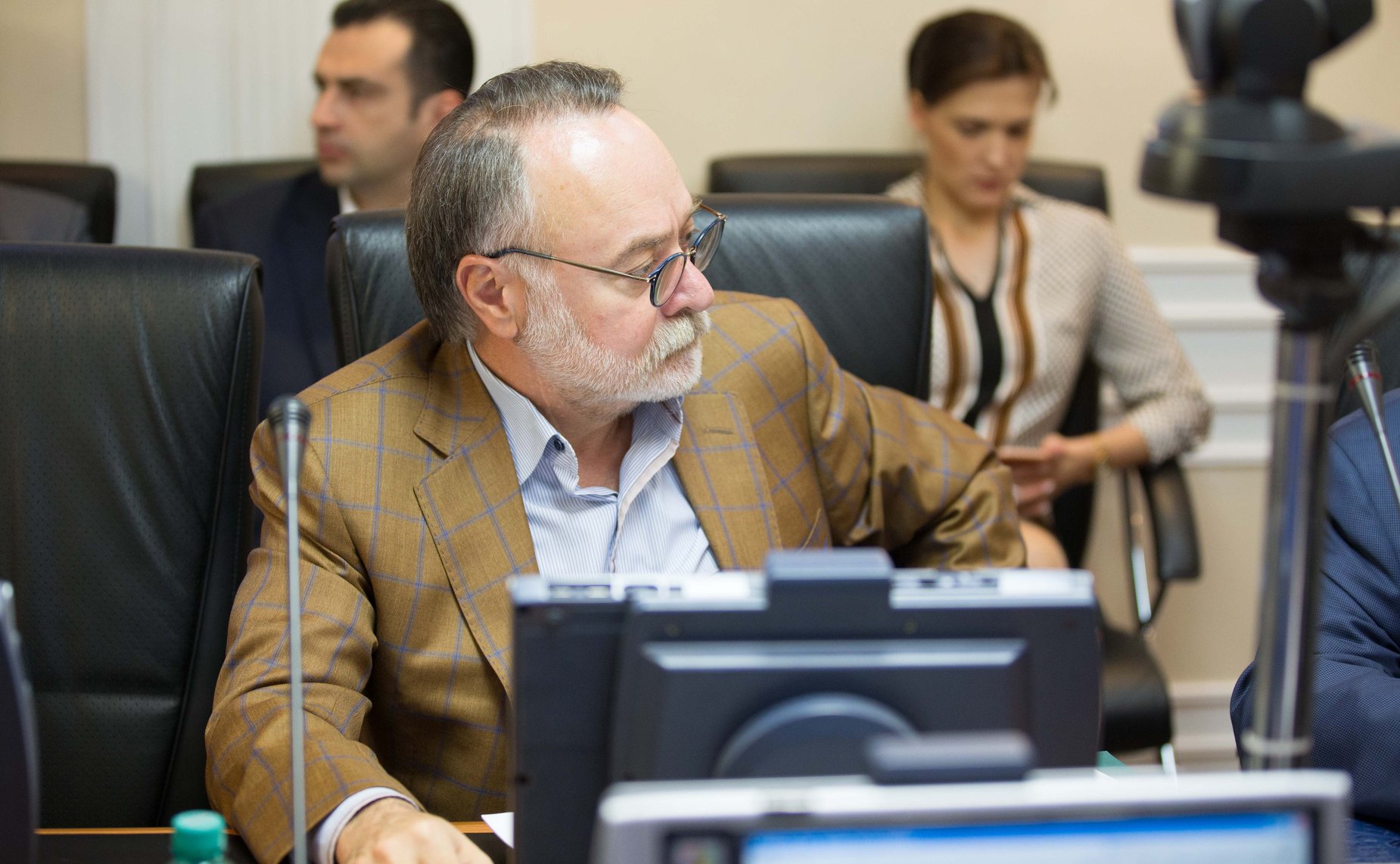 Заседание Комитета по международным делам Тотоонов