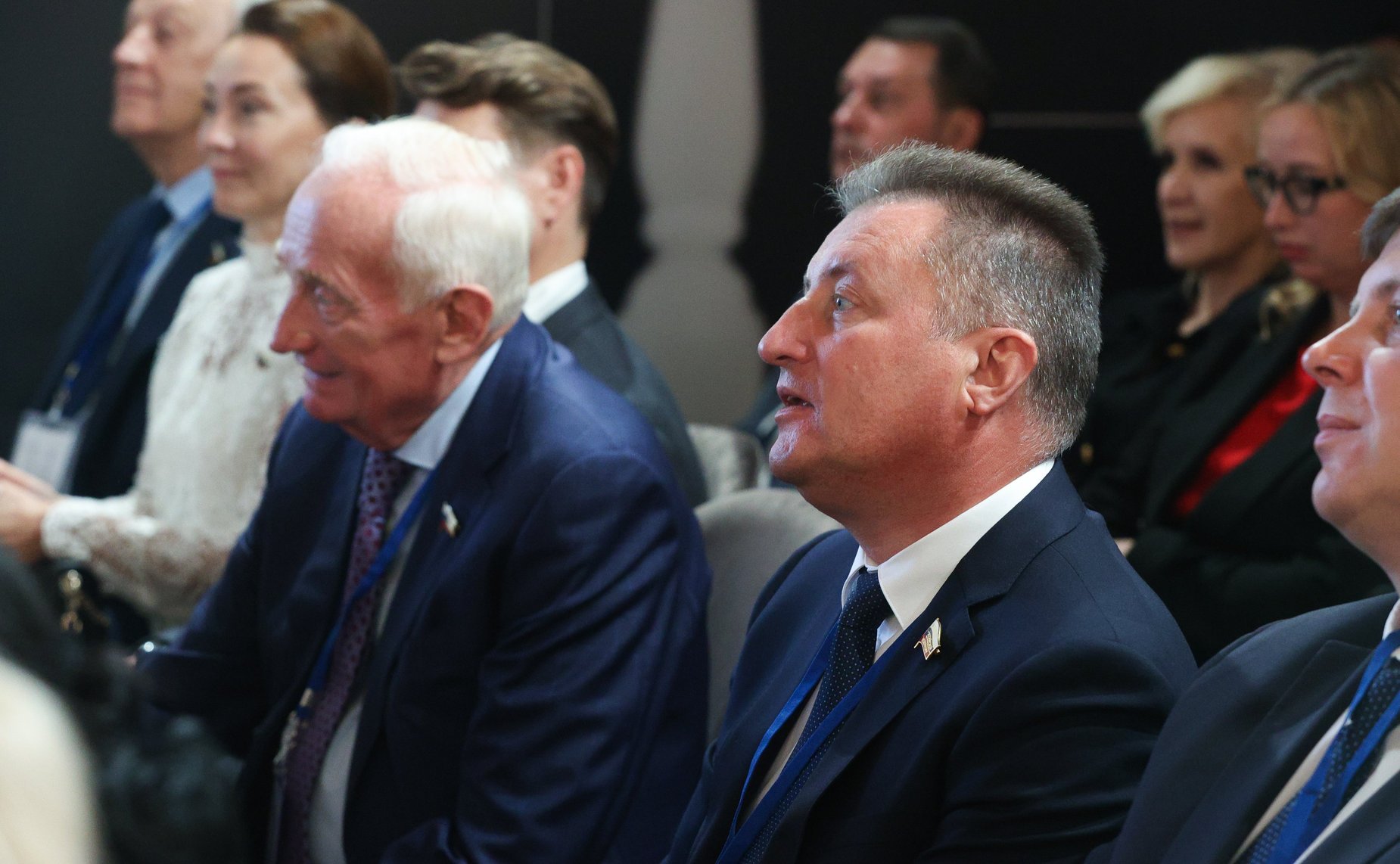 В рамках работы Х Парламентского форума «Историко-культурное наследие России» в Великом Новгороде Валентина Матвиенко посетила детскую общеобразовательную школу имени Г.Р. Державина и Дом музыки имени С.В. Рахманинова