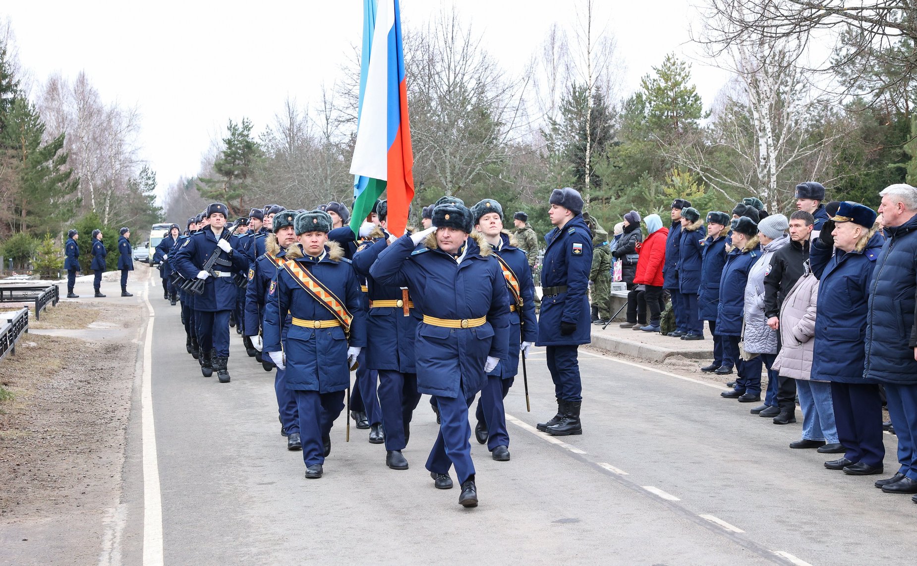 В Псковской области почтили память бойцов, погибших в неравном бою в Аргунском ущелье в 2000 году (фото Григорий Надток)