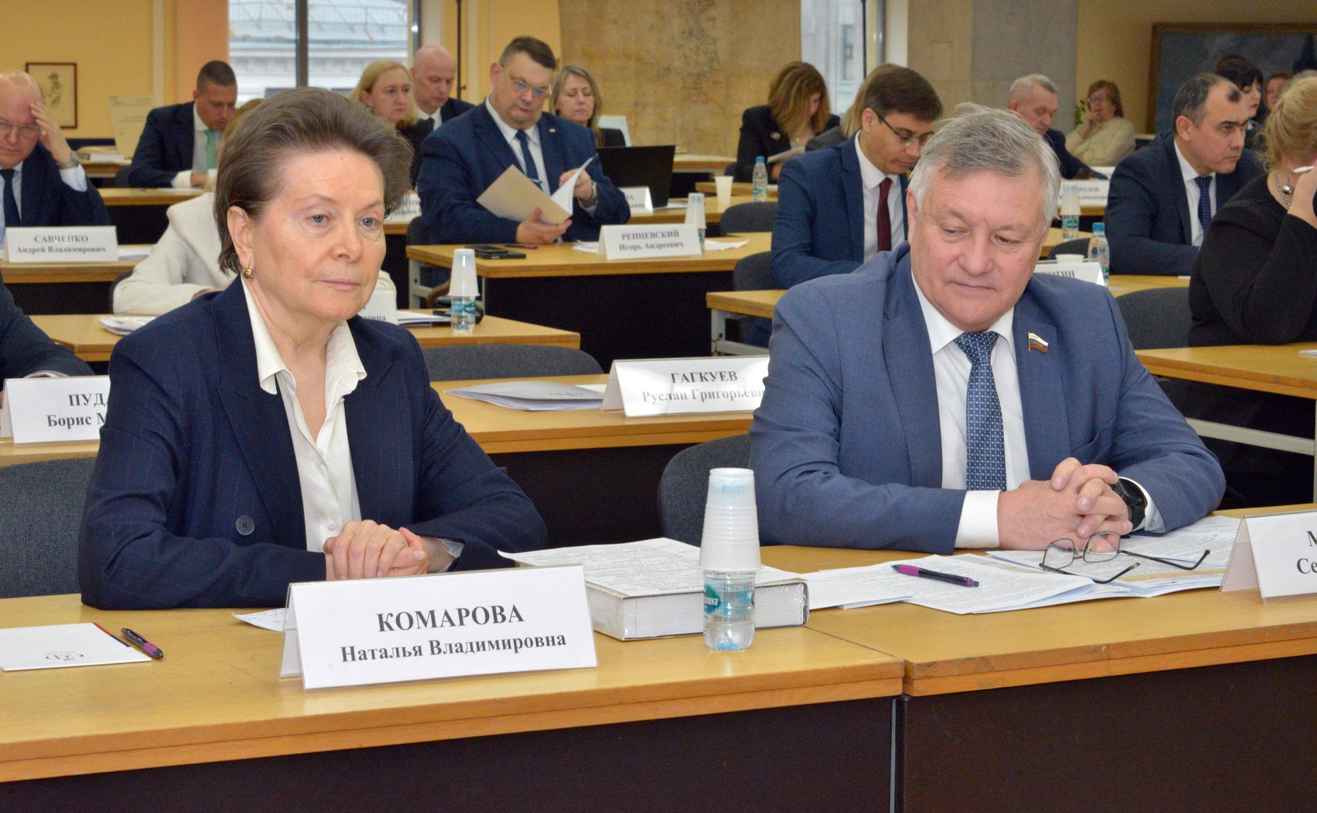 Заседание «круглого стола», посвященного вопросам функционирования архивных учреждений и сохранения российского историко-документального наследия в субъектах РФ