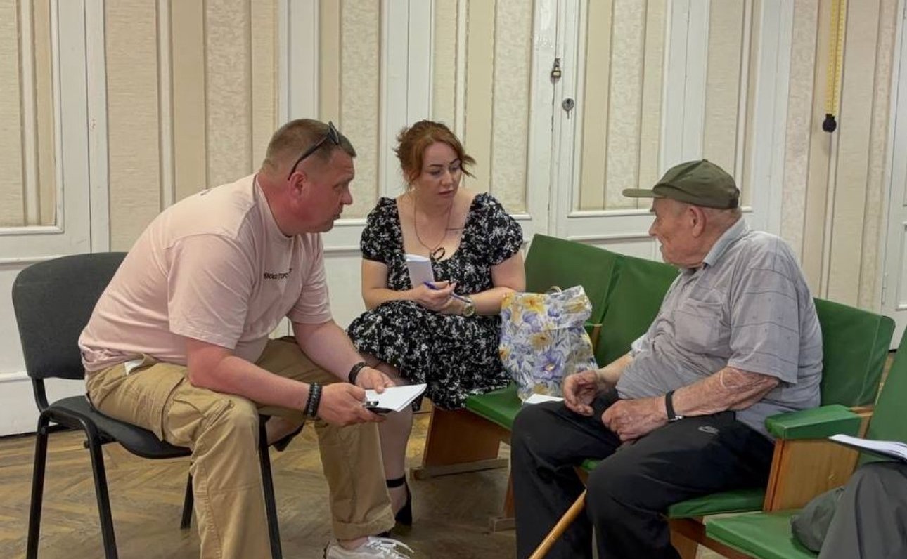 Игорь Кастюкевич провел прием по личным вопросам в пгт Новотроицкое Херсонской области