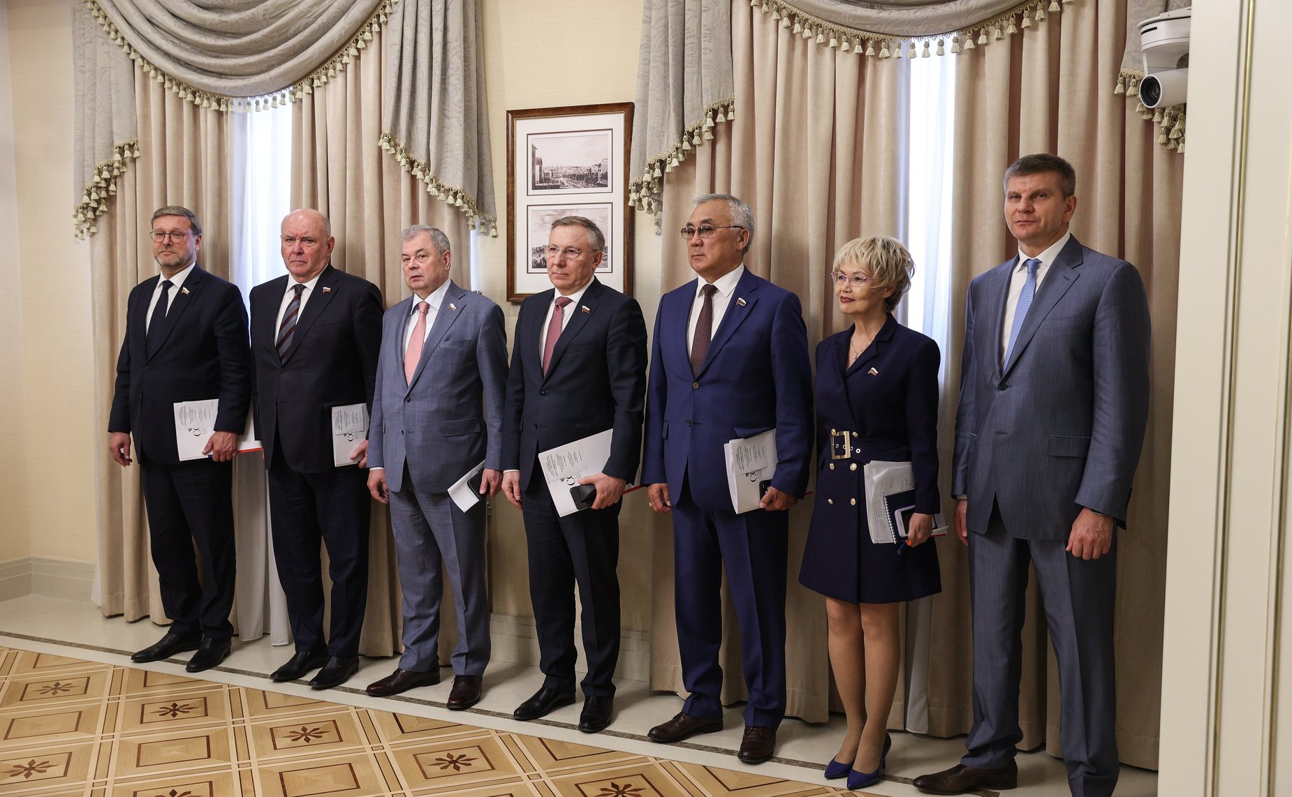 Валентина Матвиенко провела встречу с Председателем Великого Государственного Хурала Монголии Гомбожавыном Занданшатаром