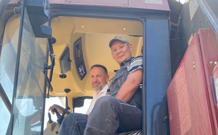 Олег Алексеев проконтролировал ход уборки зерновых