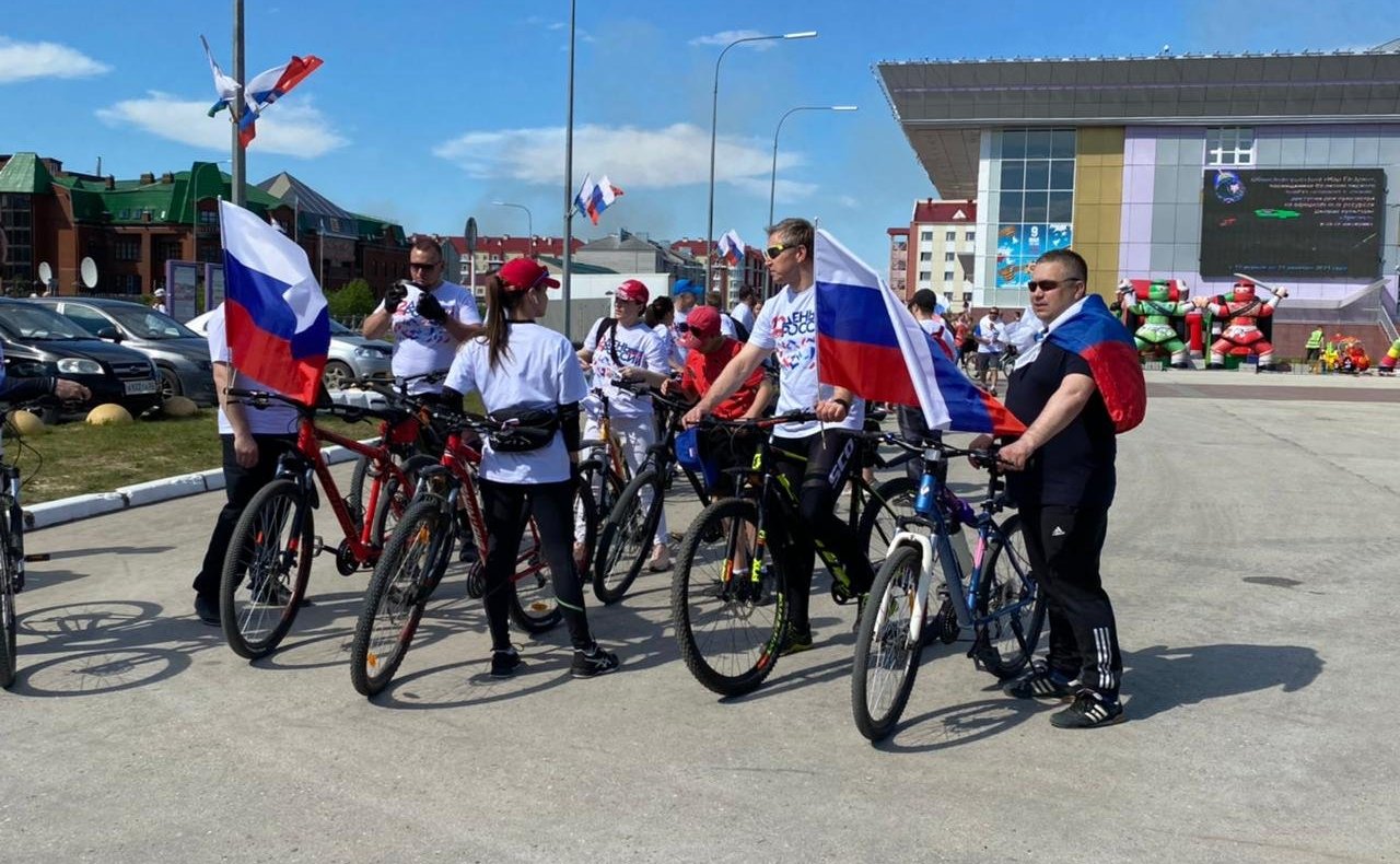 Денис Гусев принял участие в велопробеге посвященном Дню России