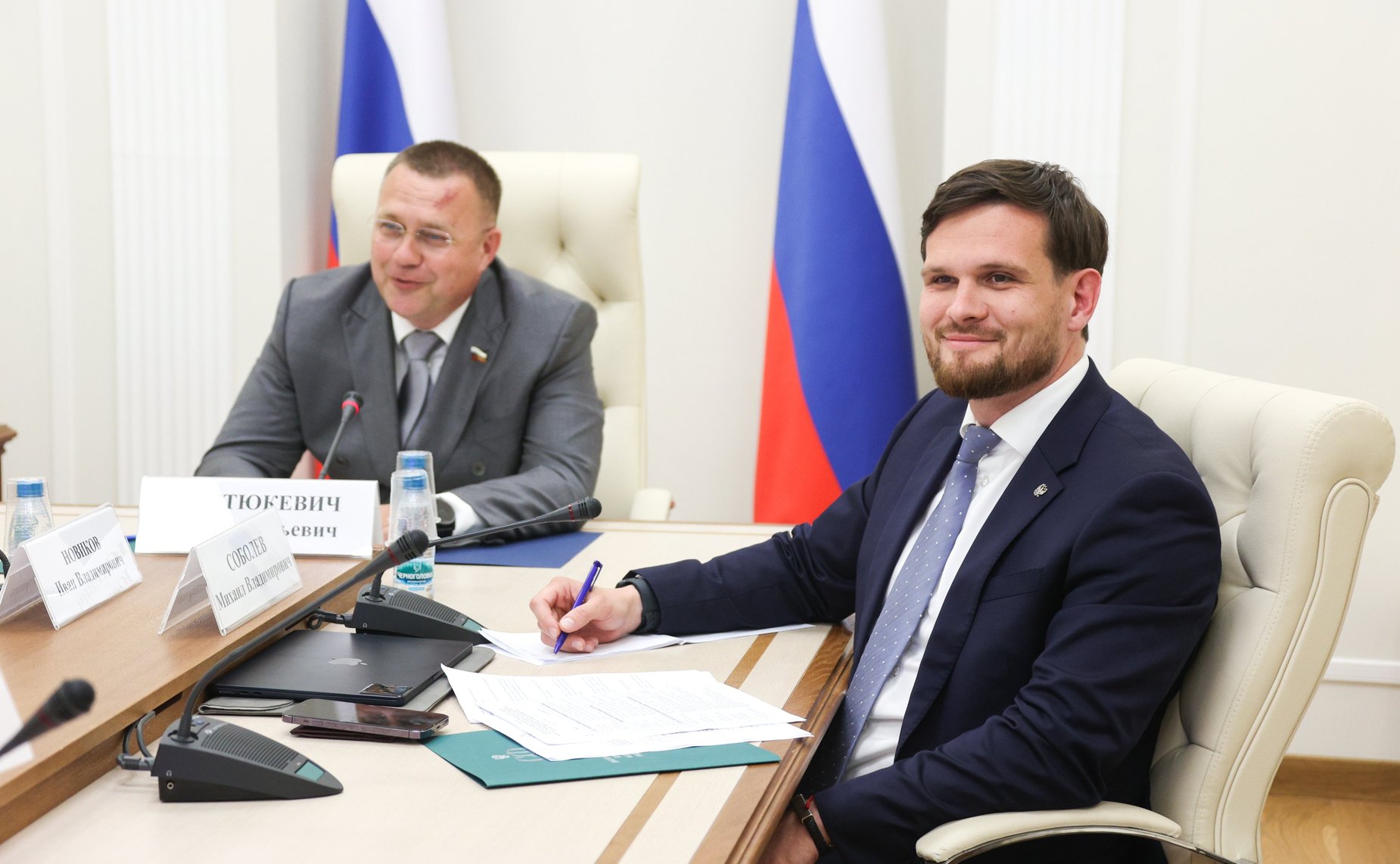 Встреча координатора Палаты молодых законодателей при Совете Федерации Игоря Кастюкевича с Председателем Комитета по внешней политике и межпарламентским связям Парламента Республики Южная Осетия