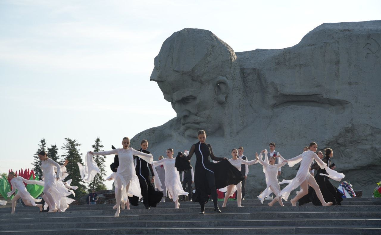 Торжественная церемония старта проекта «Поезд Памяти» состоялась в мемориальном комплексе «Брестская крепость-герой»