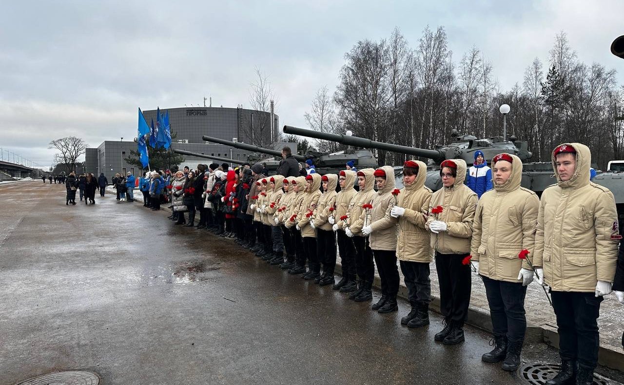 В музее-заповеднике «Прорыв блокады Ленинграда» открылась выставка военной техники «Фашизм. Невыученные уроки истории. Связь времен»