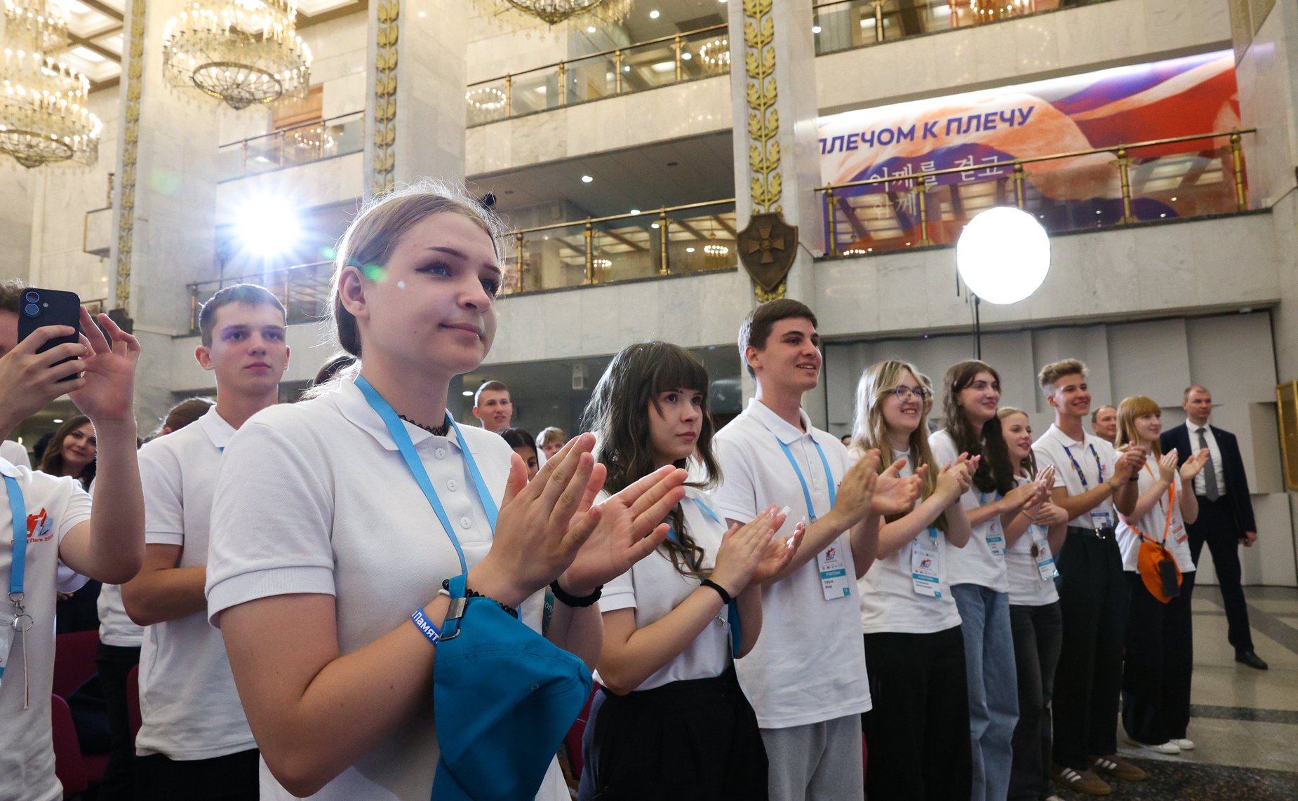 Встреча Председателя Совета Федерации Валентины Матвиенко с участниками культурно-образовательного проекта «Поезд памяти»