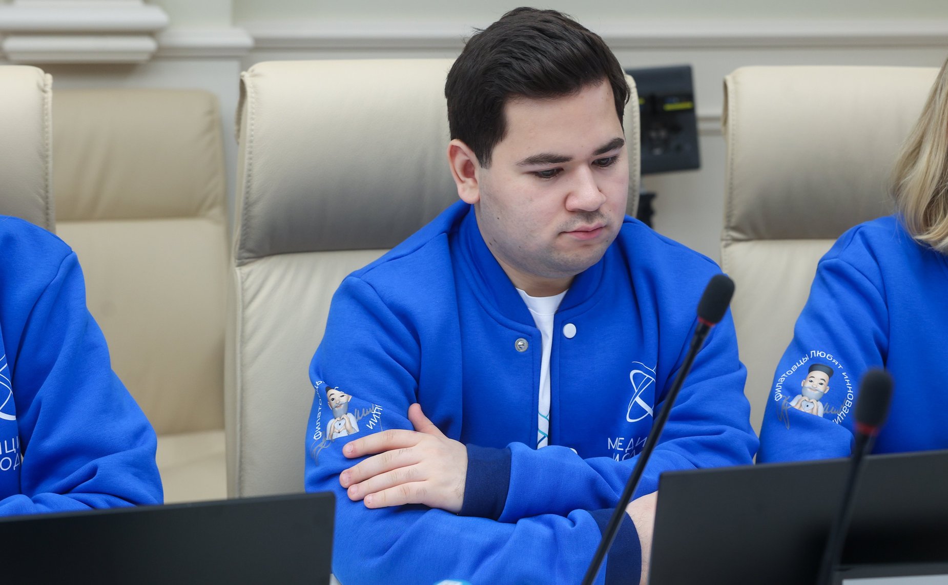 Круглый стол Комитета СФ по социальной политике «Актуальные вопросы совершенствования мер поддержки молодых специалистов, работающих в сфере здравоохранения (в рамках проекта «Всероссийская научная школа «Медицина молодая»)»