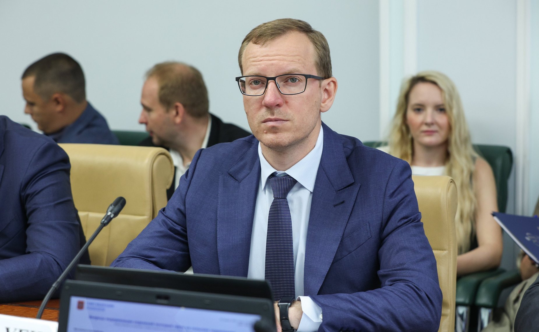 Круглый стол Комитета Совета Федерации по экономической политике совместно с Комитетом Совета Федерации по аграрно-продовольственной политике и природопользованию «Вопросы модернизации отделений почтовой связи на сельских территориях»
