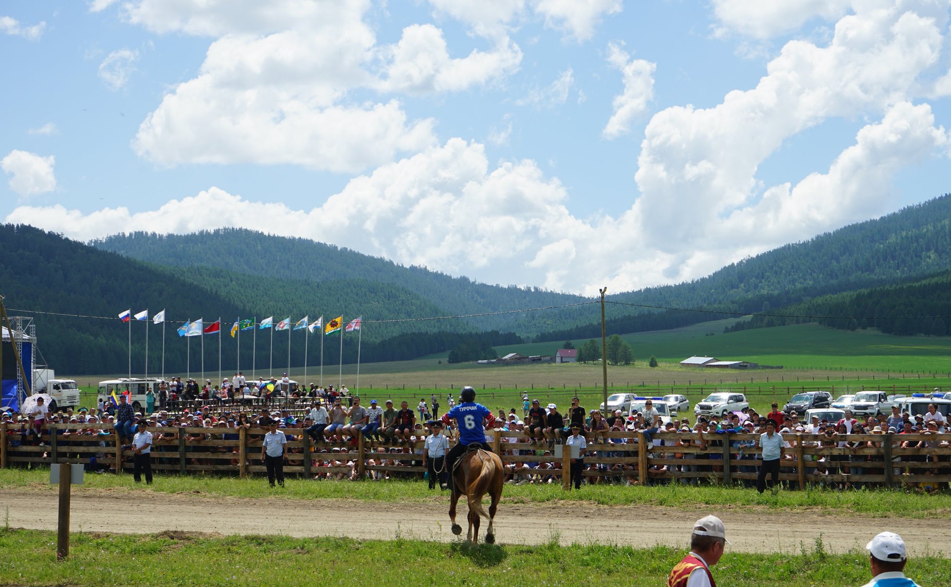 Межрегиональный праздник алтайского народа «Эл Ойын»
