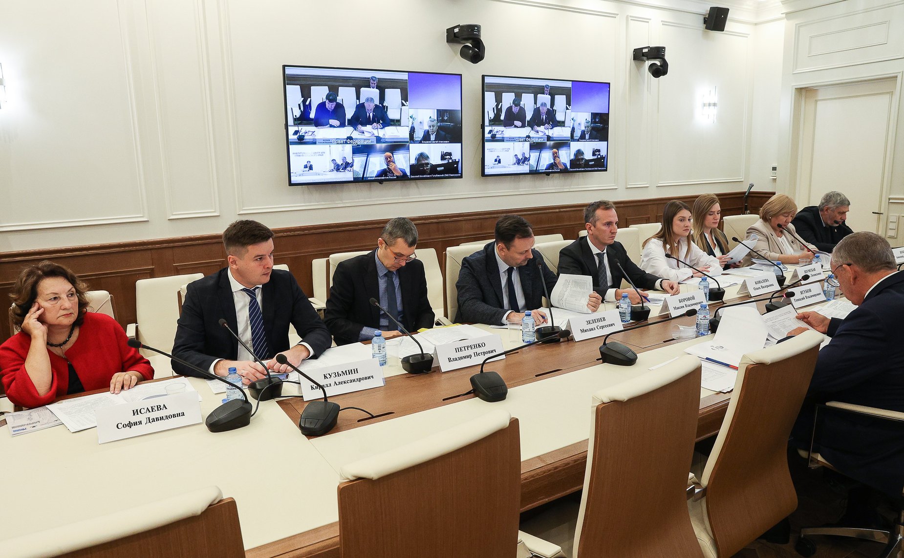 Совещание Комитета СФ по аграрно-продовольственной политике и природопользованию по стоимости услуг по подаче воды на орошение и рыборазведение для сельскохозяйственных товаропроизводителей Ставропольского края