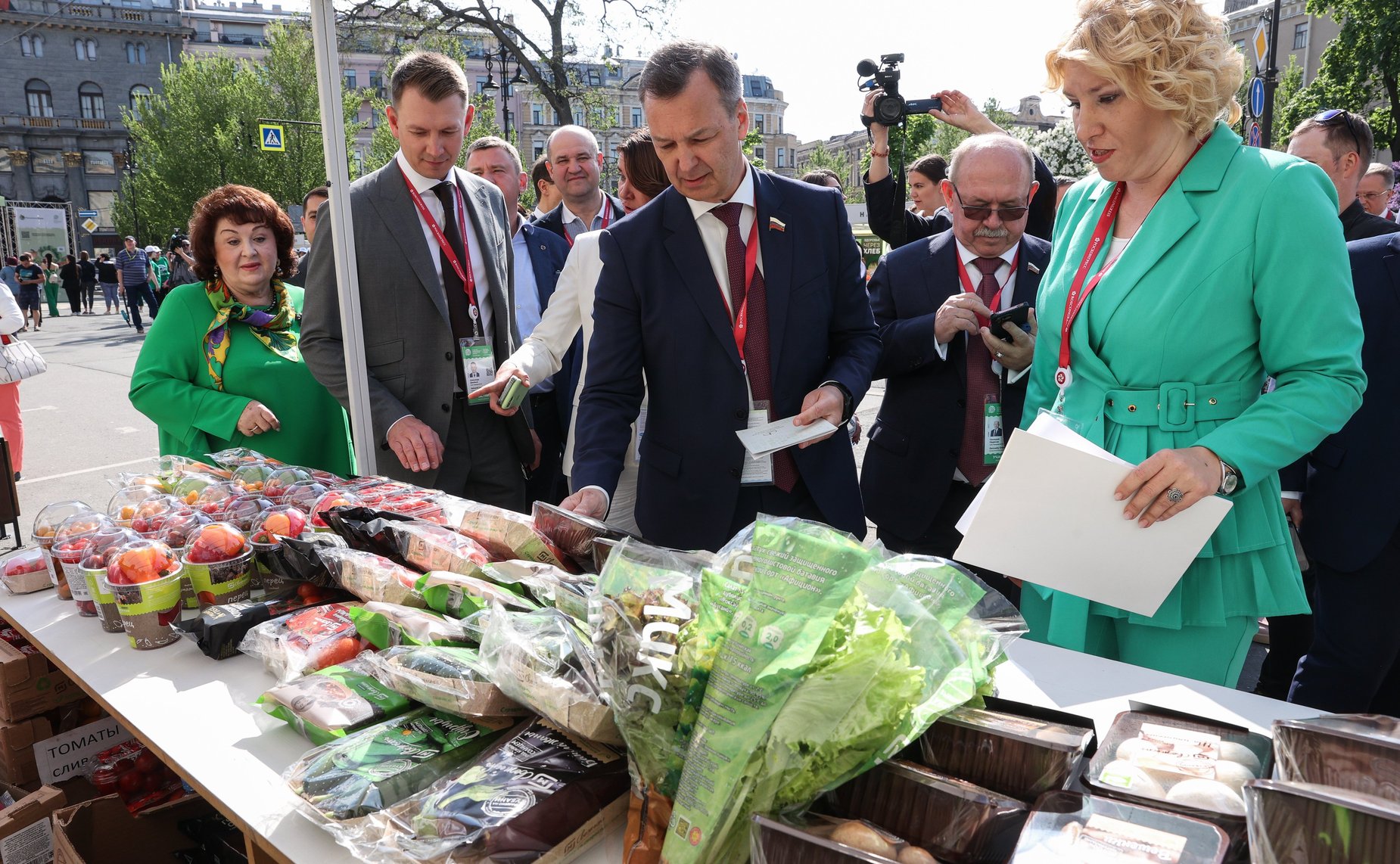 Открытие ярмарки Российской экологической продукции в рамках X Невского международного экологического конгресса