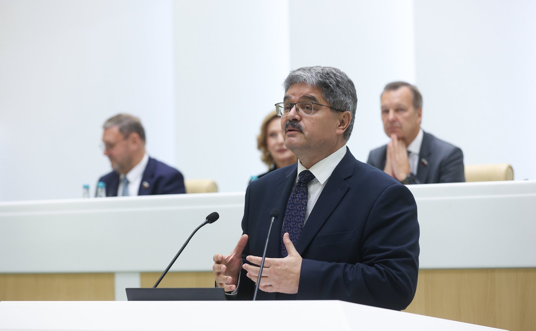 Анатолий Широков