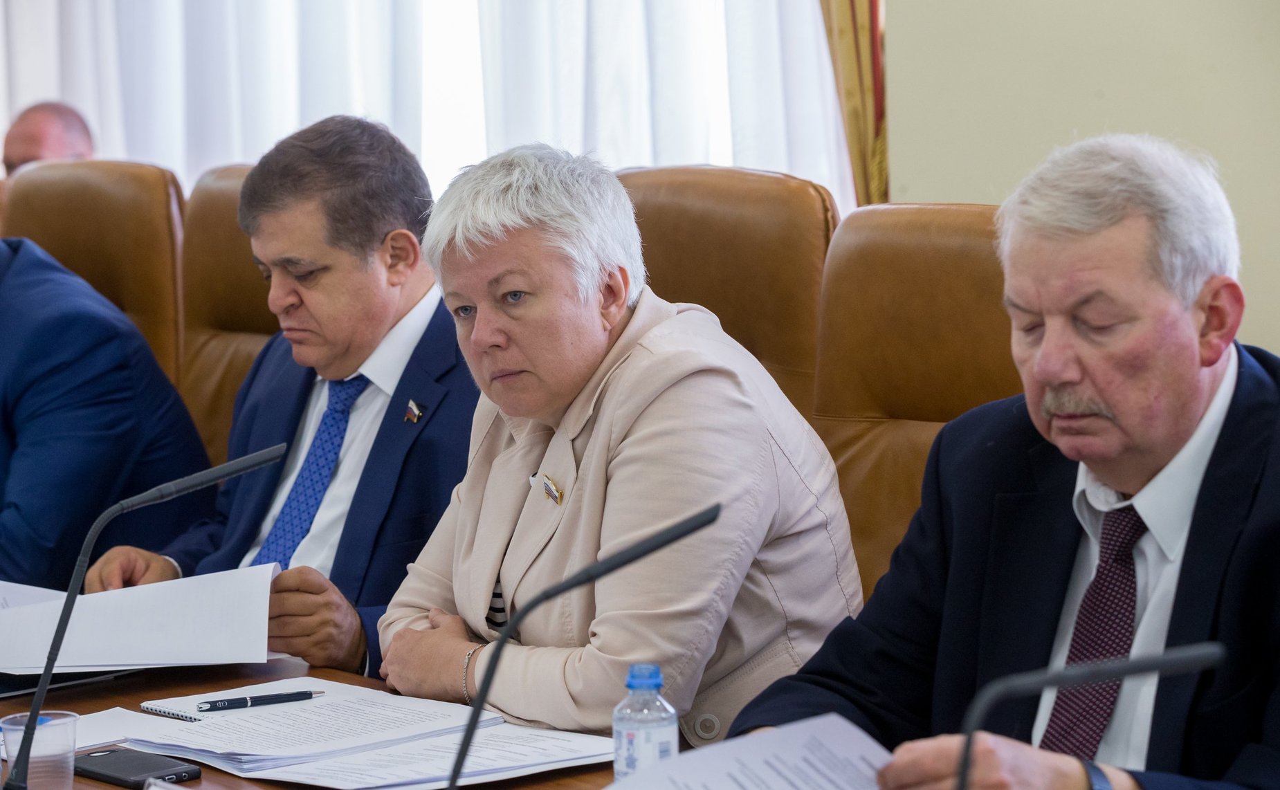 «Круглый стол» на тему «Договор о ликвидации ракет средней и меньшей дальности: удастся ли сохранить его действие в новых реалиях»