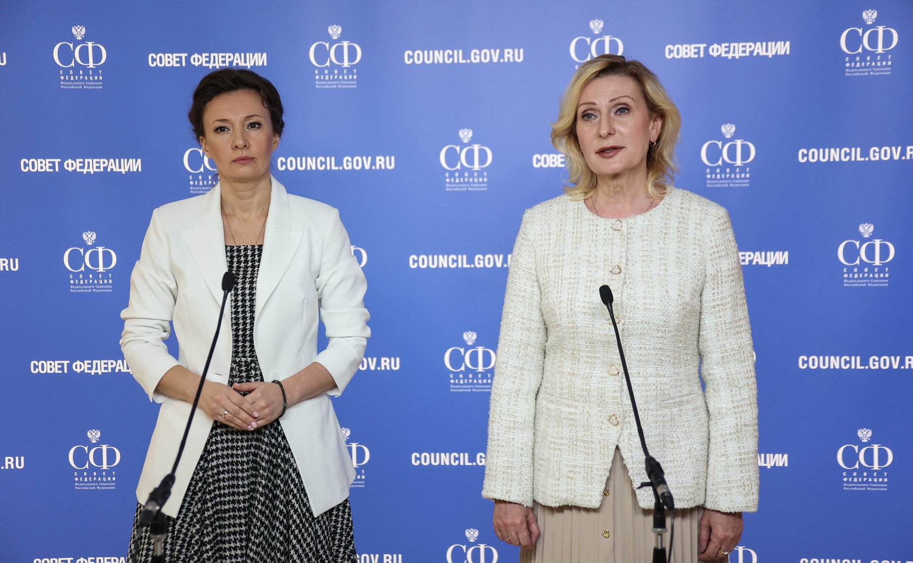 Пресс-подход Инны Святенко и Анны Кузнецовой по итогам заседания парламентской комиссии по расследованию преступных действий в отношении несовершеннолетних со стороны киевского режима