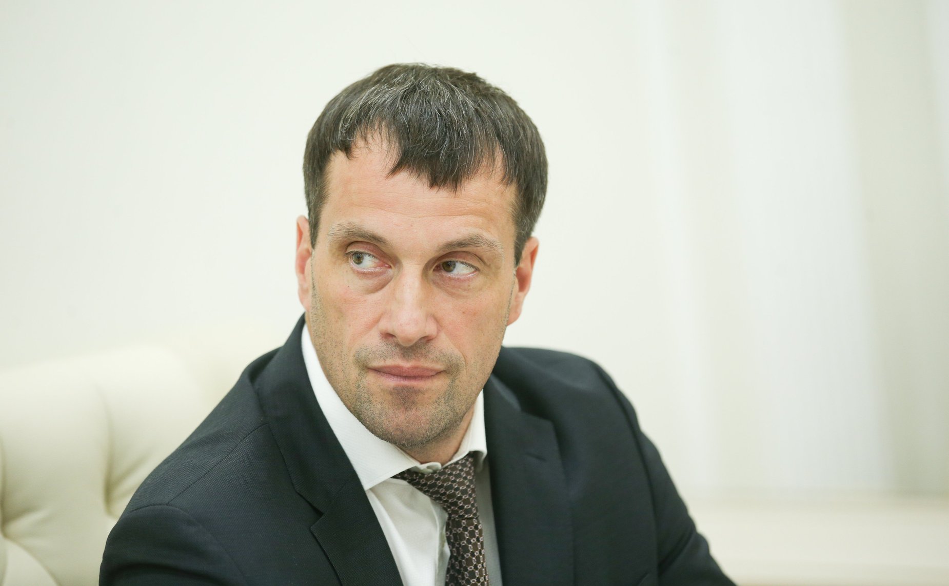 Эдуард Исаков