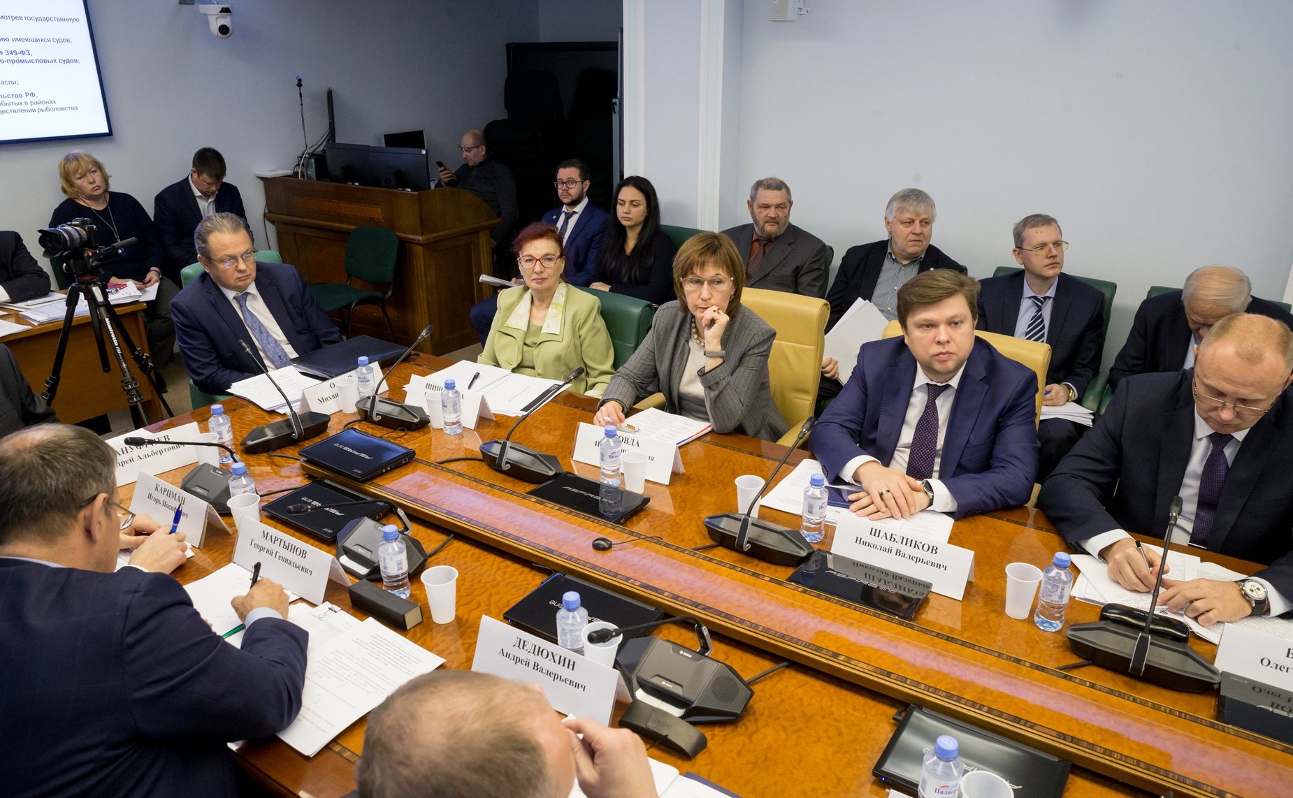 «Круглый стол» на тему «Научное обеспечение рыболовства и аквакультуры: проблемы и перспективы»