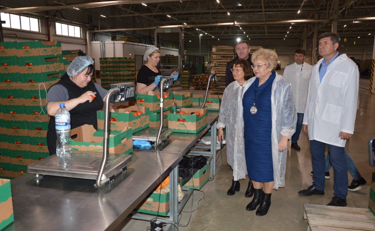 Оксана Хлякина посетила социальные объекты Липецкой области