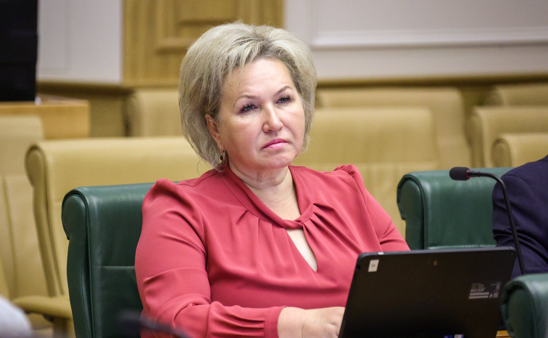 Елена Писарева
