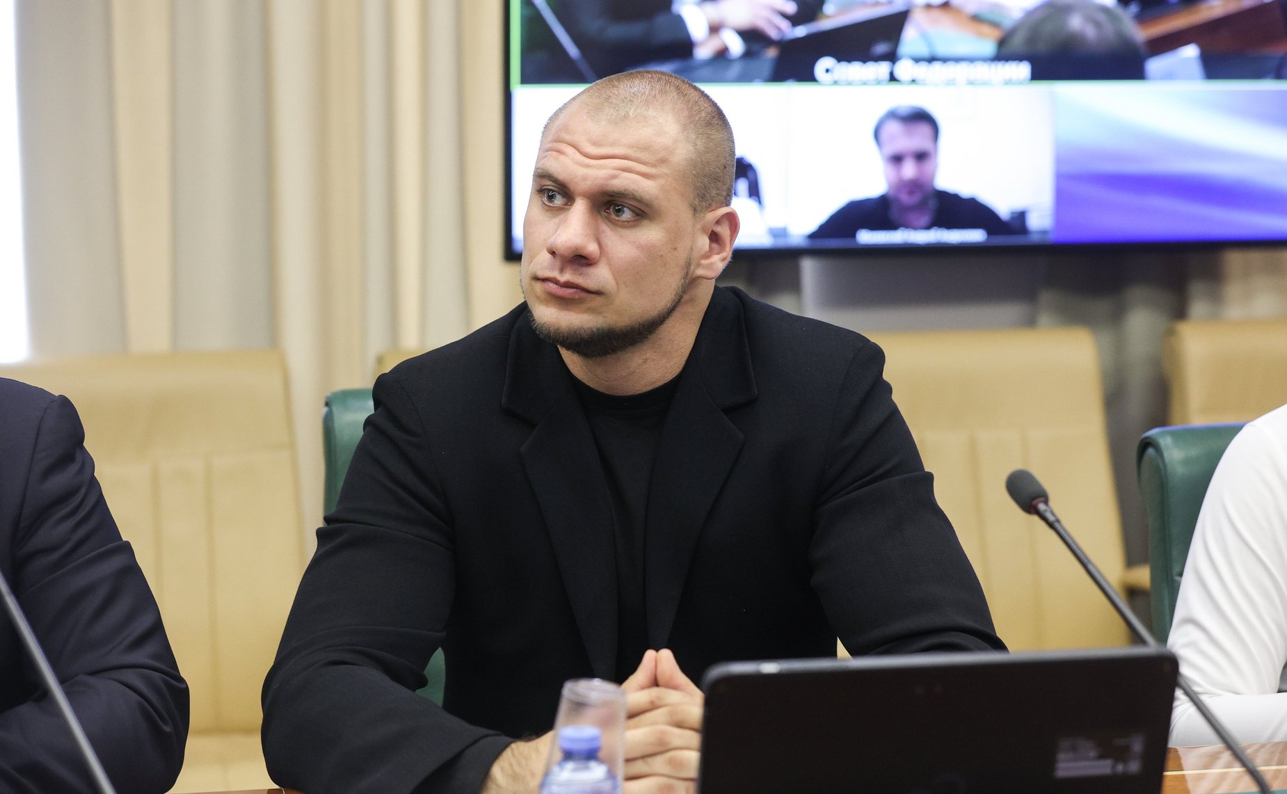 Встреча Палаты молодых законодателей при СФ с представителями общественных организаций